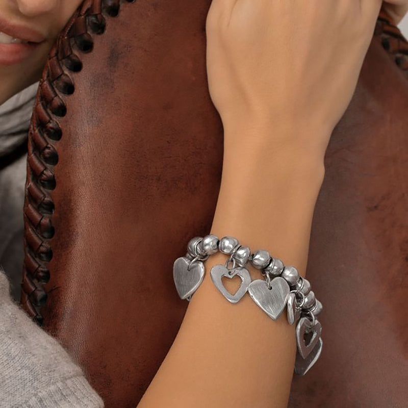 Elastic bracelet-big beads and hearts